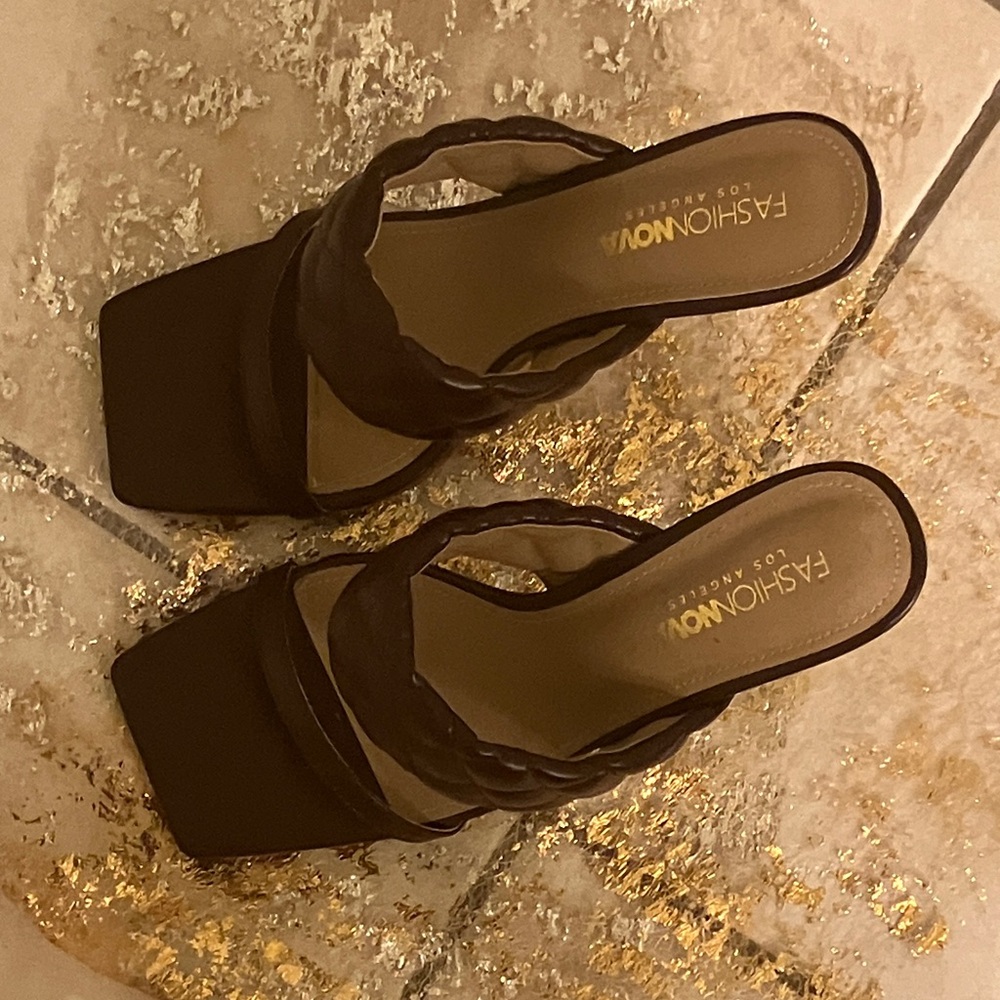 Fashion Nova Chic Black Square-Toe Heels
